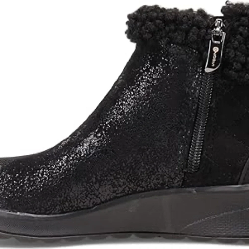 Black Winter Ankle Boots with Plush Collar